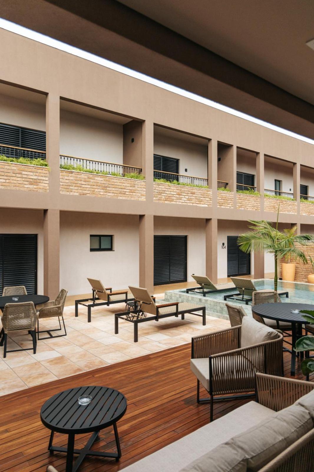 Villa Nova Hotel Ribeirao Claro Esterno foto